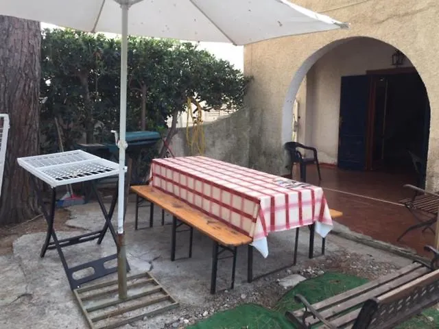 Cornelia Apartamento *